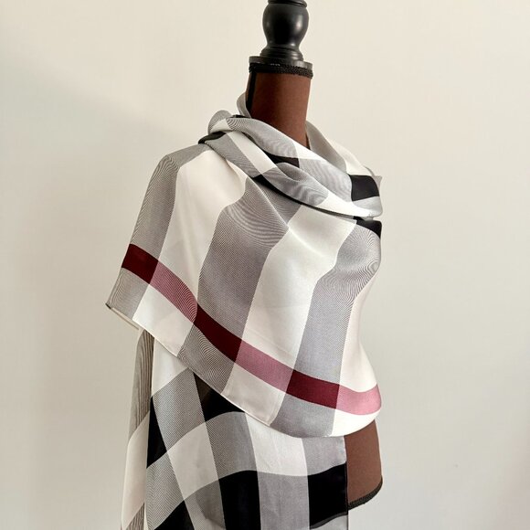 New Burberry Check Print Ivory Silk Satin Scarf - Picture 3 of 15